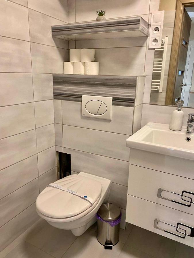 Ferienwohnung Hajnal Apartman Szegedin Exterior foto