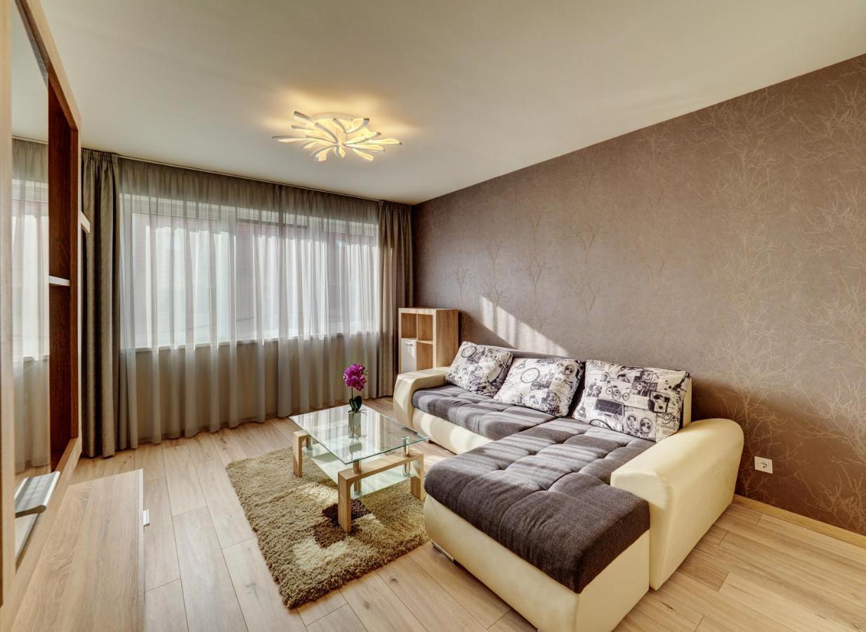 Ferienwohnung Hajnal Apartman Szegedin Exterior foto