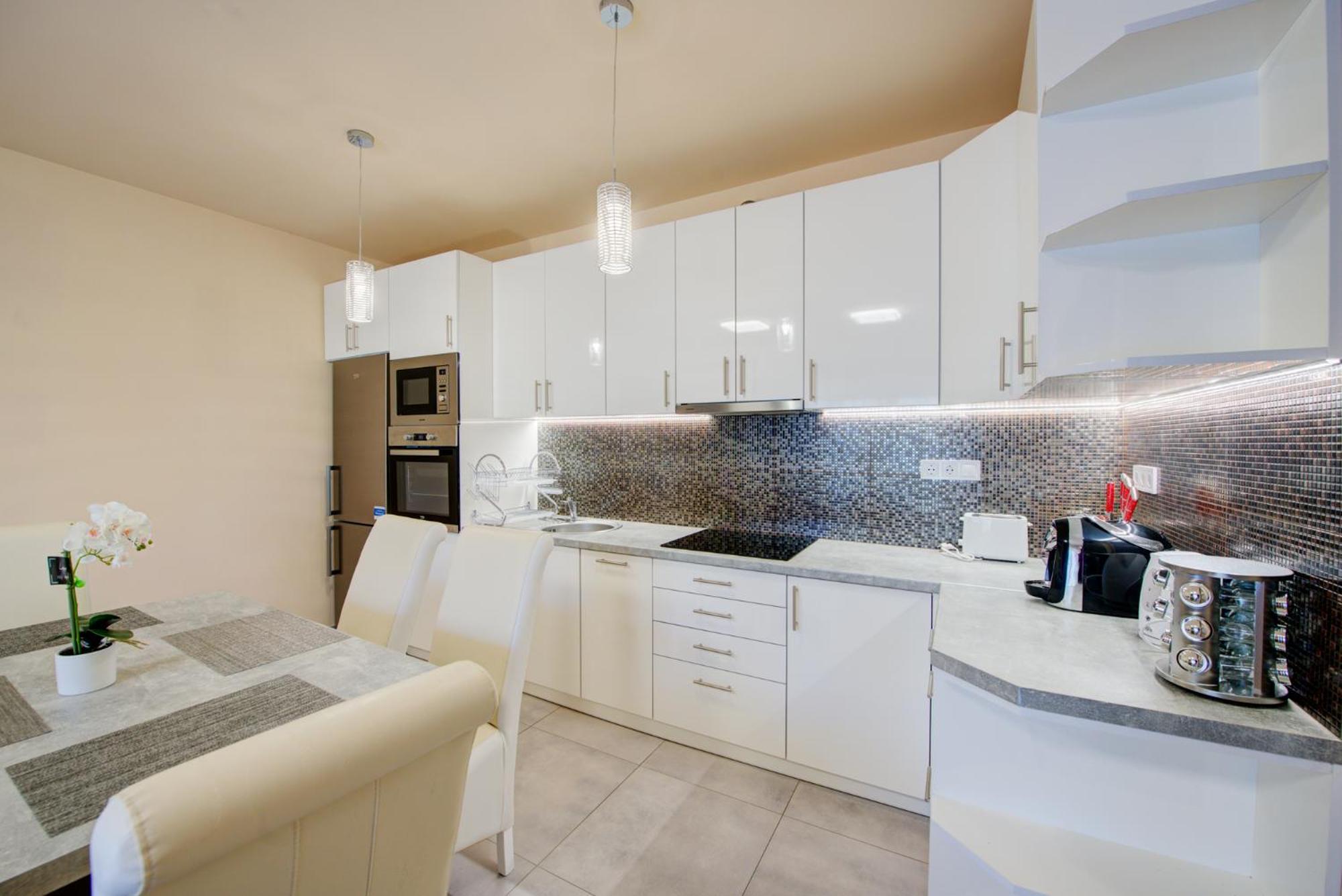 Ferienwohnung Hajnal Apartman Szegedin Zimmer foto