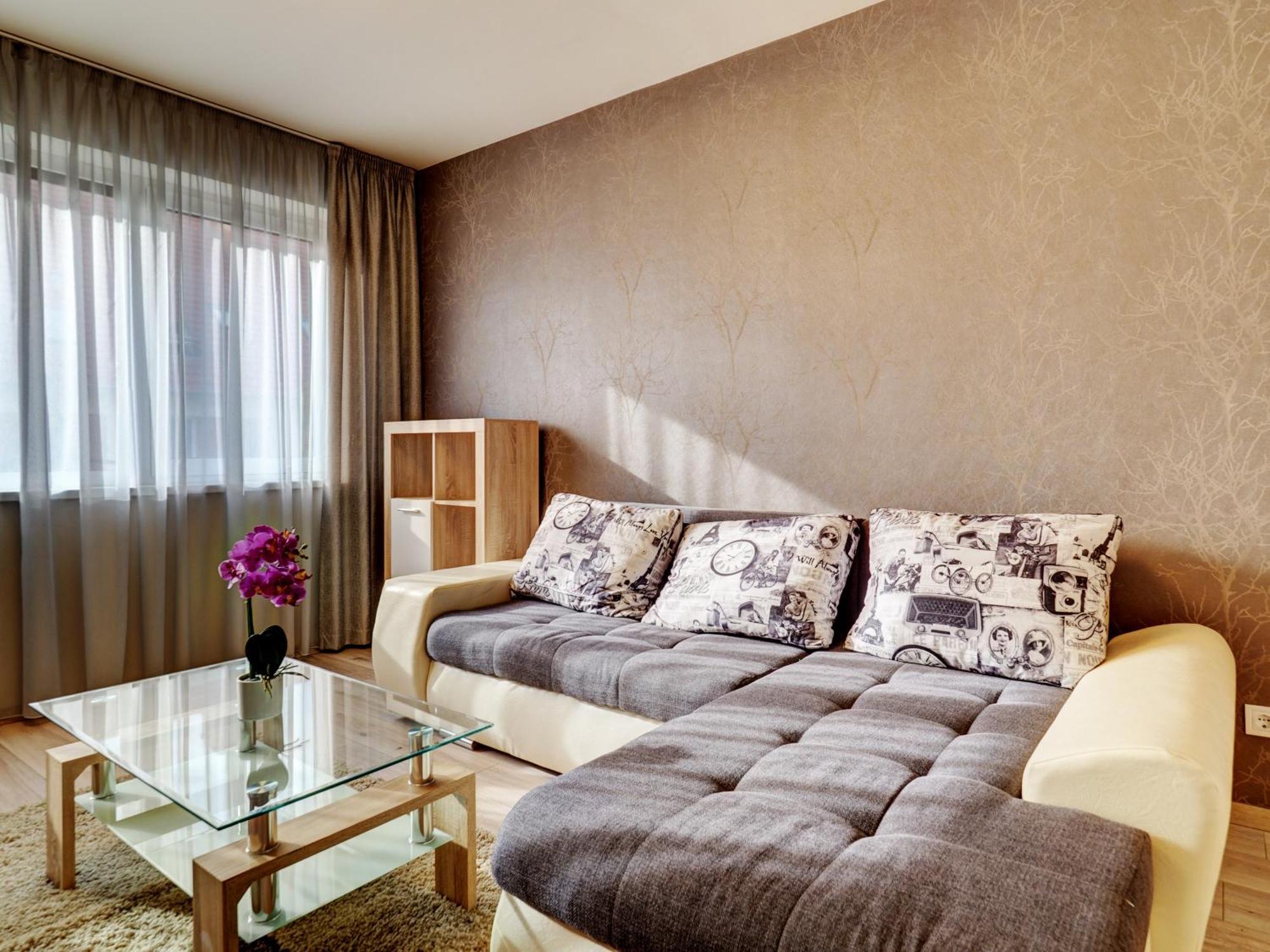 Ferienwohnung Hajnal Apartman Szegedin Zimmer foto